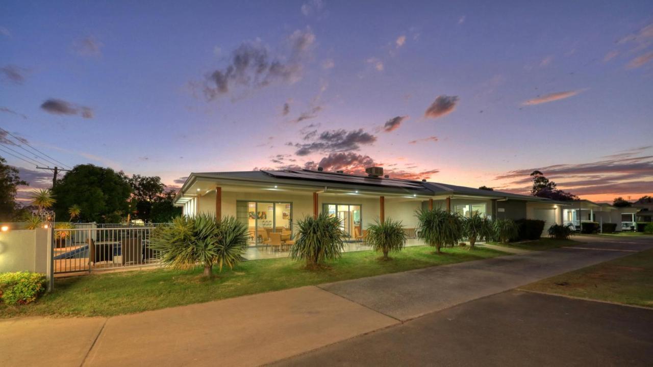 Chinchilla Motor Inn Exterior foto